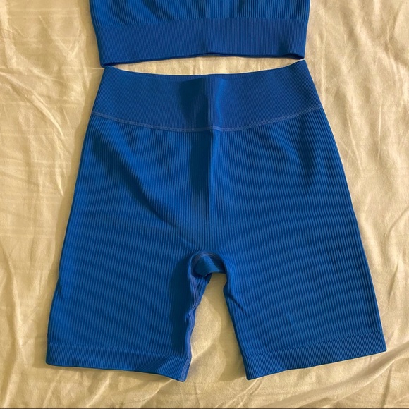 Blue Ribbed 2 Piece Workout Set - Picture 7 of 8